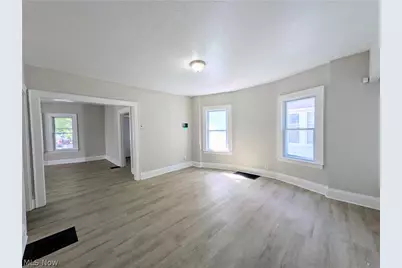 10721 Columbia Avenue, Loveland, OH 44108 - Photo 13
