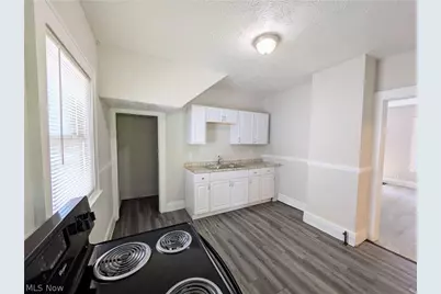 10721 Columbia Avenue, Loveland, OH 44108 - Photo 9