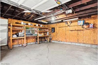 330 Roosevelt Avenue, Elyria, OH 44035 - Photo 25