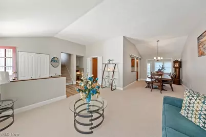 111 Edgefield Drive, Elyria, OH 44035 - Photo 3