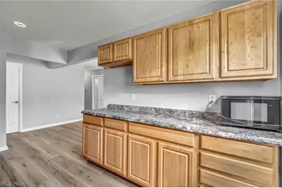 2633 Fairfax Street, Streetsboro, OH 44241 - Photo 9
