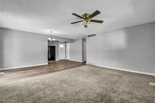 2633 Fairfax St, Streetsboro, OH 44241 - Photo 5