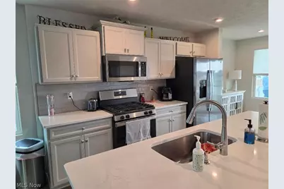 3650 Clubview Drive, Norton, OH 44203 - Photo 5