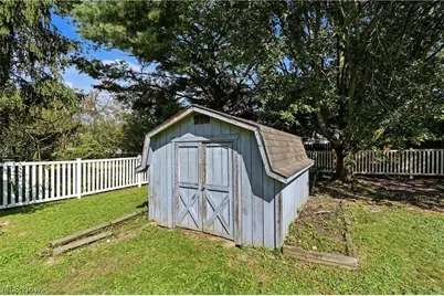 1056 Mohawk Trail SW, Hartville, OH 44632 - Photo 35