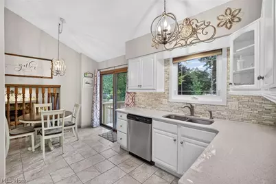 9083 Terrace Park Drive, Mentor, OH 44060 - Photo 11