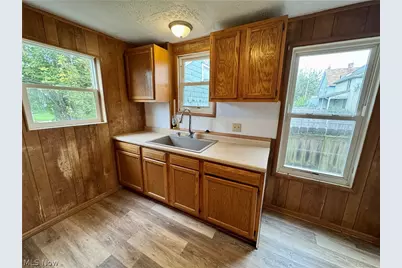 2307 10th Street SW, Canton, OH 44706 - Photo 13