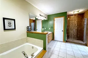 25137 Crosstie Trail, Columbia Station, OH 44028 - Photo 19