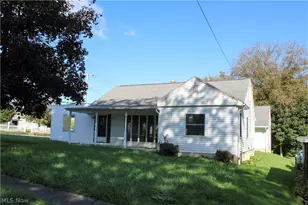 17 Hollister St, Monroeville, OH 44847 - Photo 3