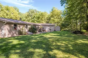 2038 Oldtown Valley Rd SE, New Philadelphia, OH 44663 - Photo 5