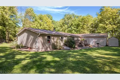 2038 Oldtown Valley Road SE, New Philadelphia, OH 44663 - Photo 3