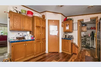 2038 Oldtown Valley Road SE, New Philadelphia, OH 44663 - Photo 13