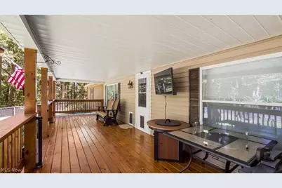 2038 Oldtown Valley Road SE, New Philadelphia, OH 44663 - Photo 9