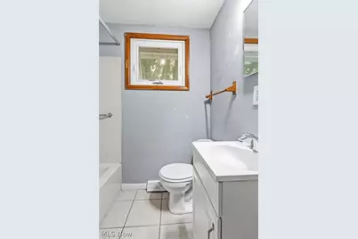 277 Devinney Avenue, Louisville, OH 44641 - Photo 9