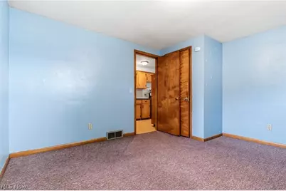 277 Devinney Avenue, Louisville, OH 44641 - Photo 11