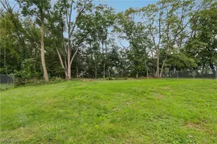 843 11th St SE, Massillon, OH 44646 - Photo 25