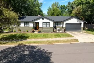 1133 Romayne Dr, Akron, OH 44313 - Photo 1