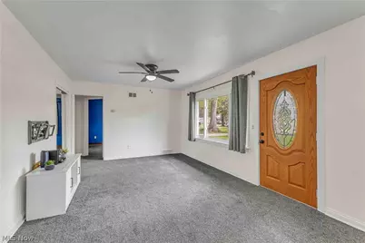 5821 Lake Road, Mentor on the Lake, OH 44060 - Photo 23