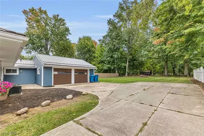 5821 Lake Road, Mentor on the Lake, OH 44060 - Photo 31