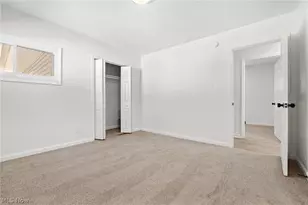 221 Carnegie, Youngstown, OH 44515 - Photo 9