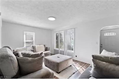 1602 Cherry Avenue NE, Canton, OH 44714 - Photo 5