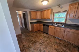 519 W Church St, Orrville, OH 44667 - Photo 7
