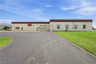 1379 S Chillicothe Rd, Aurora, OH 44202 - Photo 1