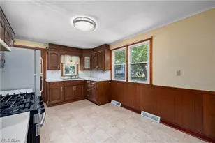 436 Courtland St, Wellington, OH 44090 - Photo 13