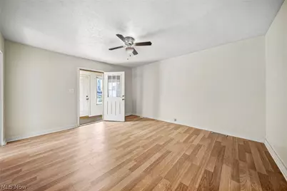 352 W Jackson Street, Painesville, OH 44077 - Photo 3