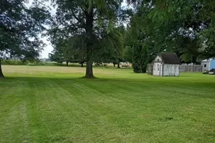 574 SE Lock Seventeen Rd, Gnadenhutten, OH 44629 - Photo 5