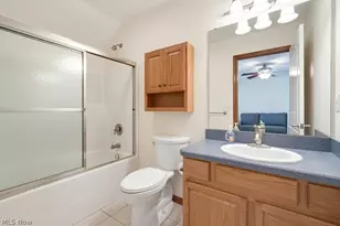 7146 Maple St, Mentor, OH 44060 - Photo 33