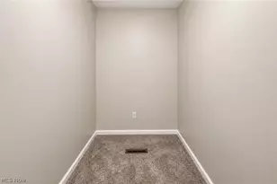 1393 Cross Cove, Austintown, OH 44515 - Photo 19