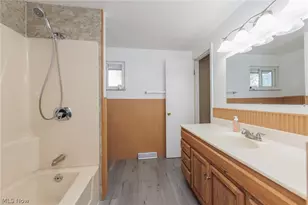 7281 Wil-Lou Ln, North Ridgeville, OH 44039 - Photo 25