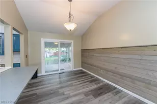 7281 Wil-Lou Ln, North Ridgeville, OH 44039 - Photo 13
