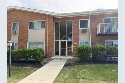 421 Tollis #246B, Grandview Heights, OH 44147 - Photo 1