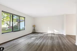 10472 Woodchuck Ct, Twinsburg, OH 44087 - Photo 3