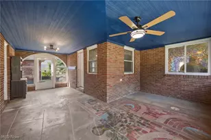 860 Meridian St, Akron, OH 44310 - Photo 21