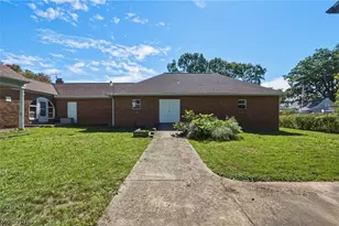 860 Meridian St, Akron, OH 44310 - Photo 25