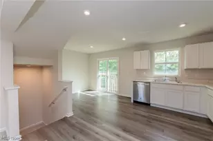 212 Raintree Ln, Painesville Twp, OH 44077 - Photo 5