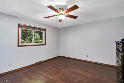 3240 Forest Overlook Drive, Green Hills, OH 44131 - Photo 15