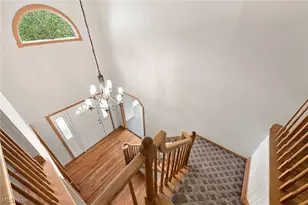 240 Greenview Dr, Aurora, OH 44202 - Photo 13