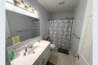 6636 Olde Stone Circle NE, Canton, OH 44721 - Photo 39