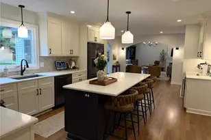 6636 Olde Stone Cir NE, Canton, OH 44721 - Photo 5