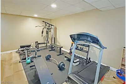 7604 Meadow Brooke Way, Northfield, OH 44067 - Photo 33