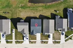 752 Hampshire Ct, Amherst, OH 44001 - Photo 7