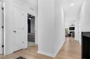 752 Hampshire Ct, Amherst, OH 44001 - Photo 11