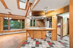 1365 Hillandale Dr, Bath, OH 44333 - Photo 9