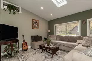 36280 Eddy Rd, Willoughby Hills, OH 44094 - Photo 17