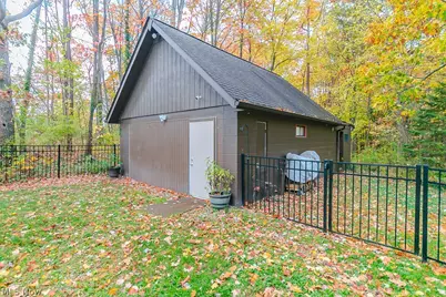 36280 Eddy Road, Willoughby Hills, OH 44094 - Photo 9