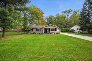 6665 Pinetree Dr, Mentor, OH 44060 - Photo 17