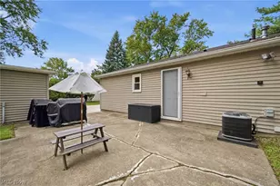 6665 Pinetree Dr, Mentor, OH 44060 - Photo 27